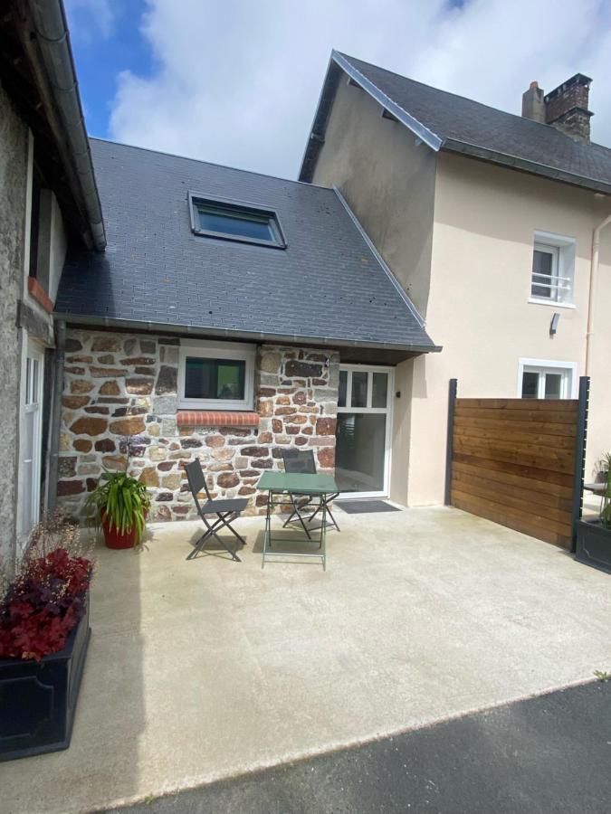 Gite Avec Chambre Mezzanine Pour 2 Pers Brehal Экстерьер фото